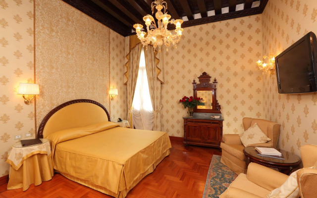 Hotel Palazzo Stern