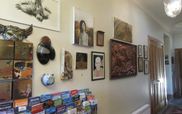 Redwood Valley B & B