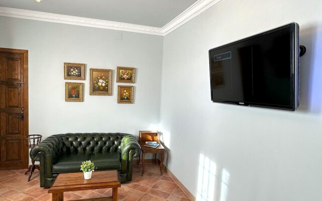 Masia Can Viver - Olive oil tourism B&B