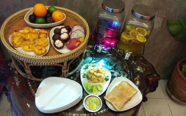 Long Feng Hostel Bangkok