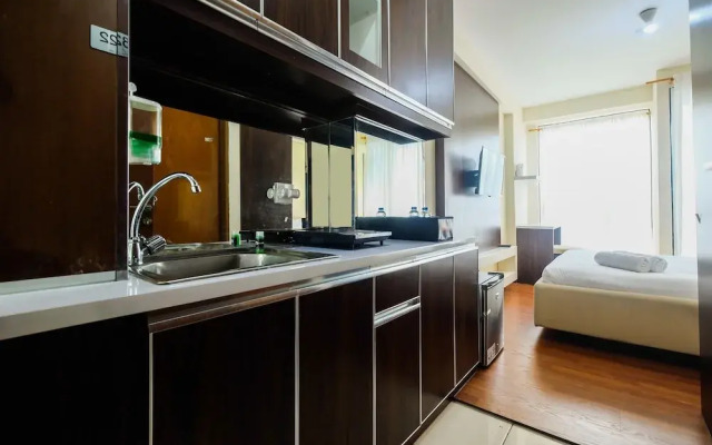 Comfy Studio Tifolia Apartment