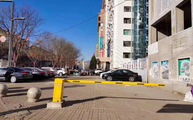 Hanting Hotel Luliang Century Plaza