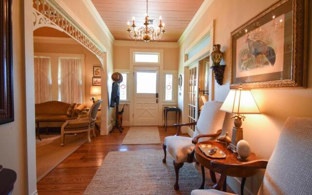 Das Meyer Haus - Luxe Victorian