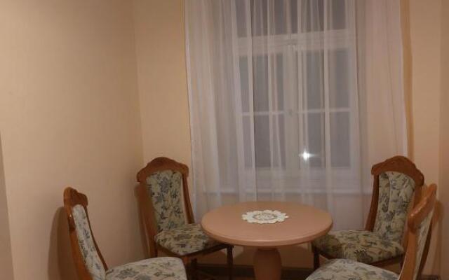 Pils ielas apartamenti