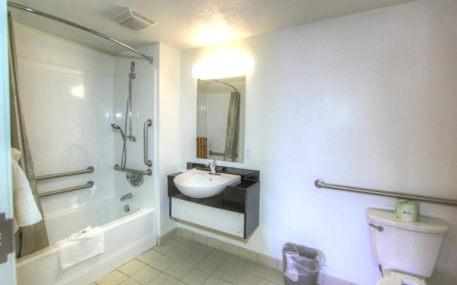 Howard Johnson by Wyndham Harrisonburg