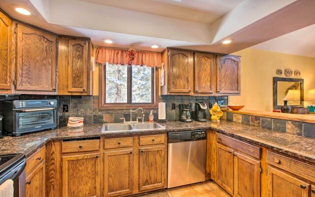 Serene Angel Fire Cabin w/ Community Pools!