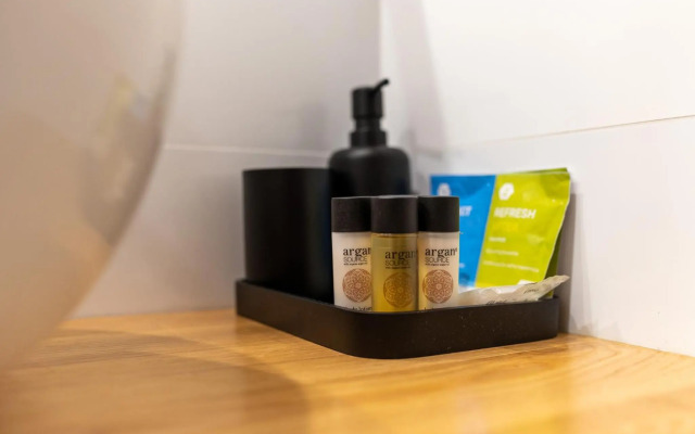 Superior 1 BR Apartment Gabriela next to Buža beach