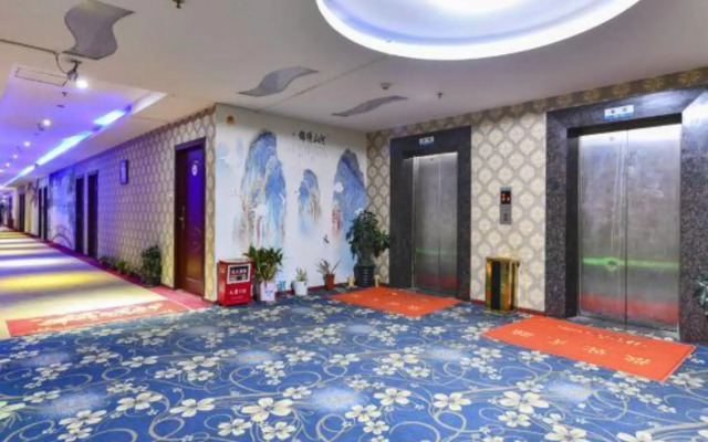 Dongguan Xinyi Business Hotel (Xingtai Academy)