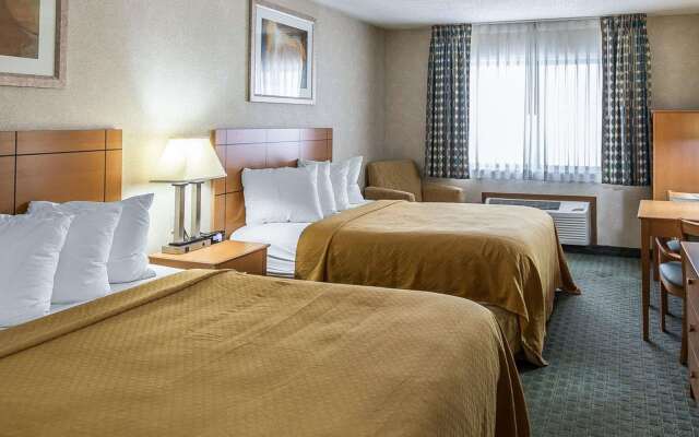 Quality Inn at Collins Road - Cedar Rapids