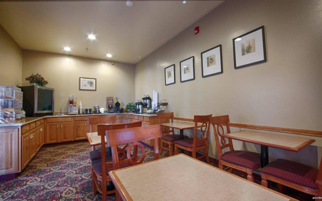 Best Western Liberty Inn