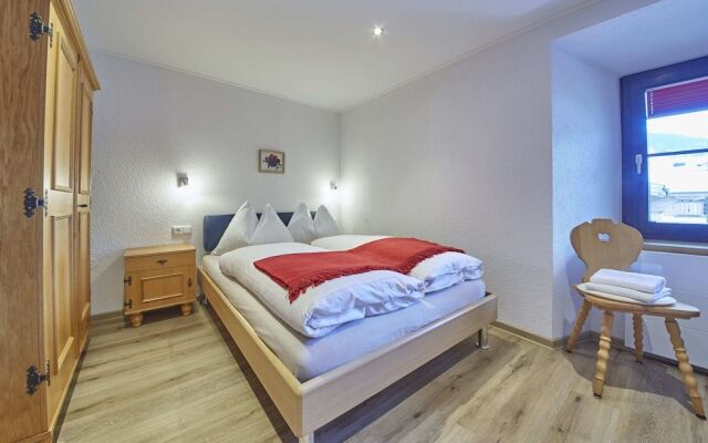 Appartement Zum Turm Top 4