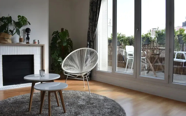 Spacious 1 Bedroom Apartment With Large Balcony