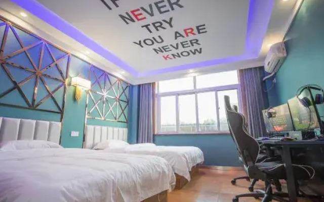 Jingtu Electric Sports Hotel