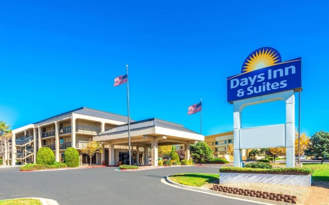 Days Inn And Suites Albuquerque North (Ex Baymont Inn And Suites Albuquerque)