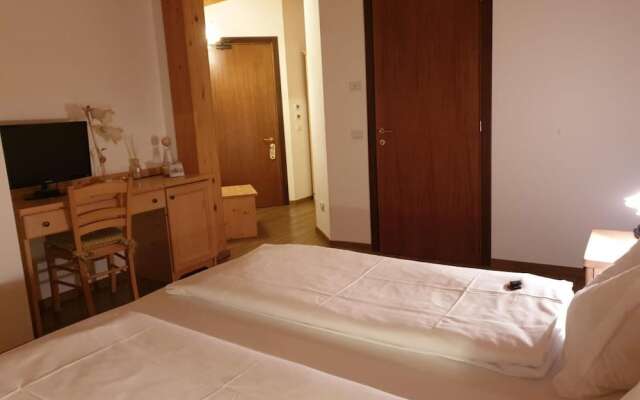 Hotel Baita Sagron Mis