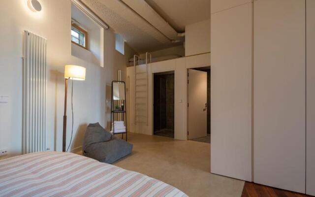 Olivo Apartment by Pris