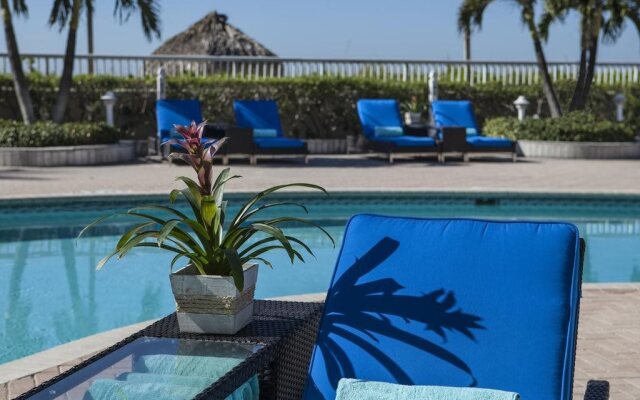 Lido Beach Resort
