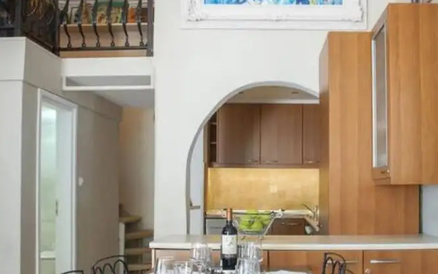 Violeta s Seaview Apartment in Rhodes