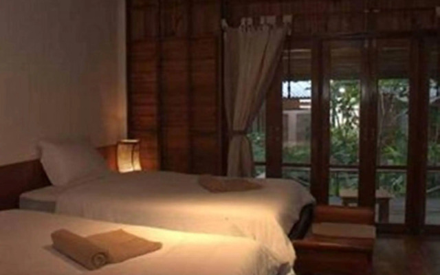 Sunset Cove Resort