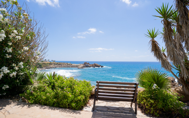 Vrachia Beach Hotel & Suites - Adults only