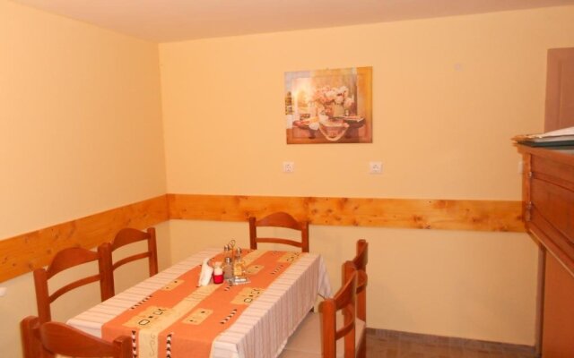 Guest House Tsenovi