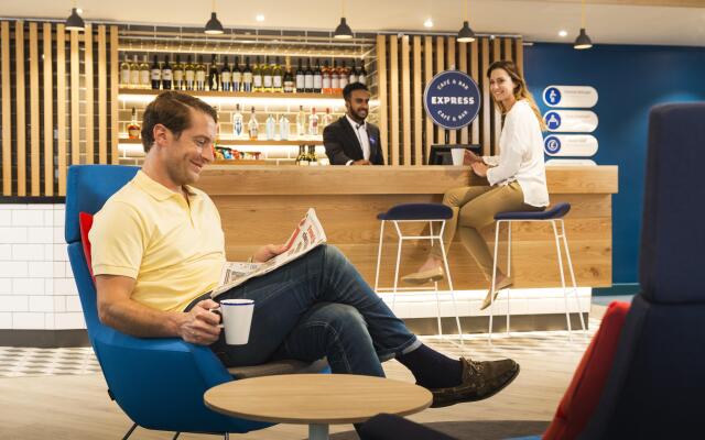 Holiday Inn Express London - Park Royal by IHG