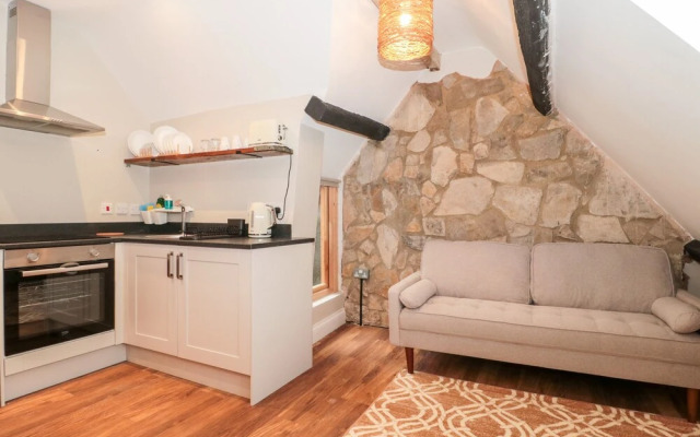 Purbeck Hotel Apartments - Flat 6