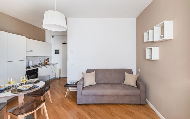 Residenza Miralago - 16 Domitilla - Locazione BK