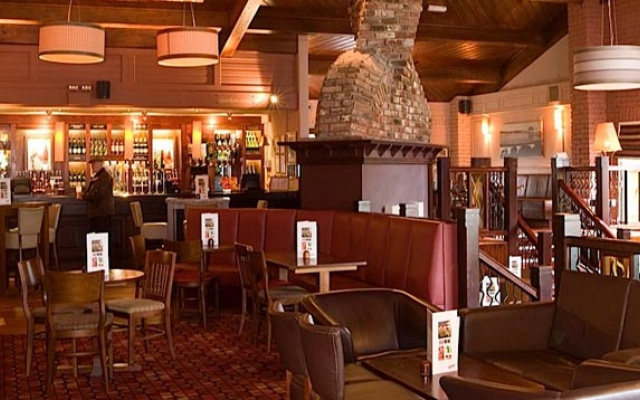 Premier Inn Glasgow East Kilbride Central