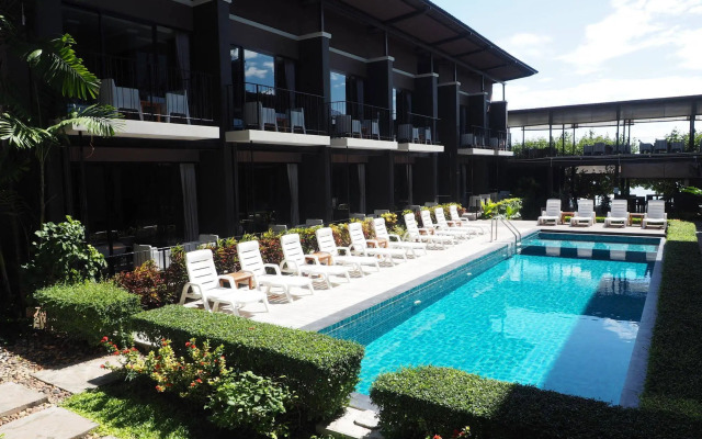 LaLune Beach Resort