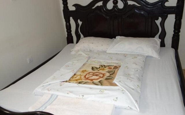 Yahoo Guest House