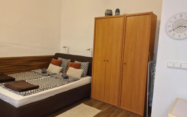 Dombóvári way apartman