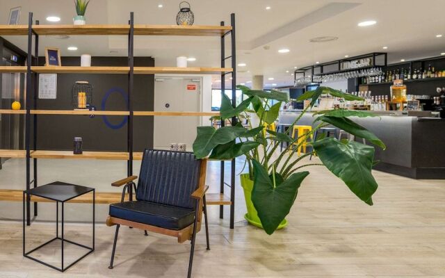 Campanile Marseille Est - Aubagne