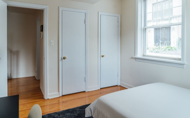 Chic & Pristine 1BR Apt in Marshfield