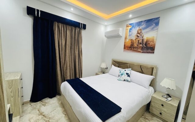 Capital Of Pyramids Hotel