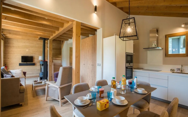 Stylish Chalet in Charming Megeve