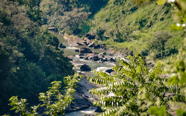 Aqua Dunhinda Villa & Nature Retreat