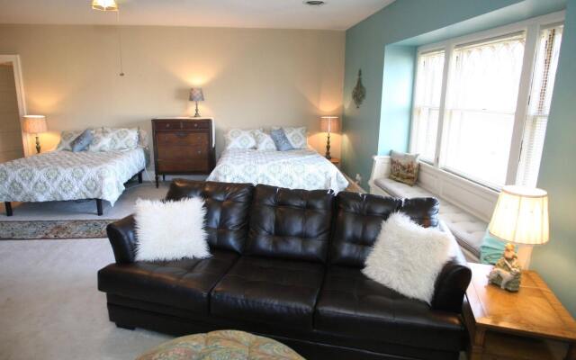 Christmas House Bed and Breakfast