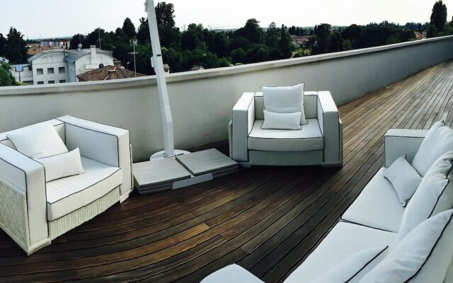 Skyloft Rooms