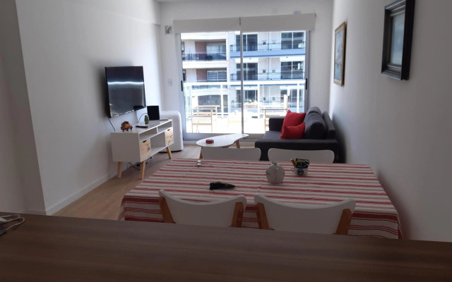 Belgrano Luminoso Y Amplio Departamento