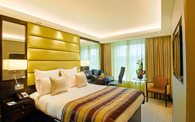 Montcalm Mayfair, Autograph Collection