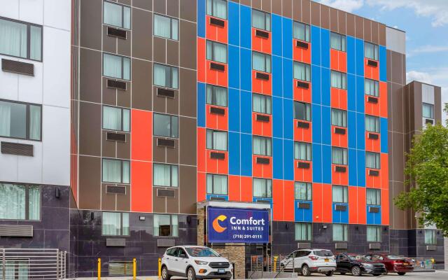 Comfort Inn & Suites near JFK Air Train