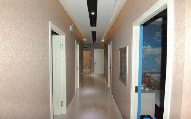 Shenyang Jiayi Theme Hotel