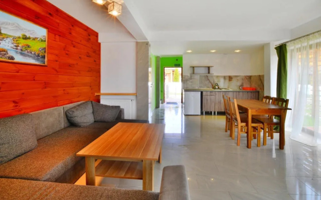 Comfortable Holiday Home With a Private Garden