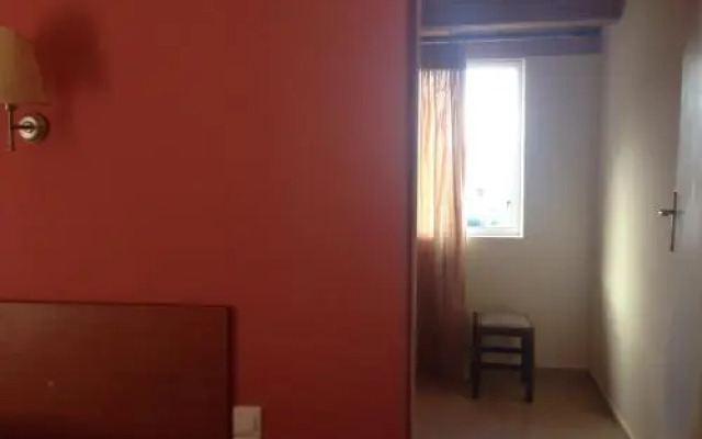 Marvi Hotel