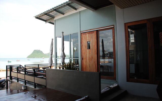 Prachuap Beach Hotel