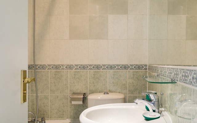 Picktheplace Crawford Place Suites