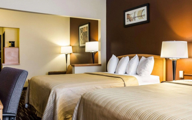 Quality Suites Near West Acres