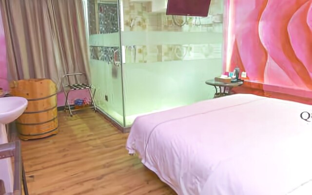 Zuiai Theme Hotel