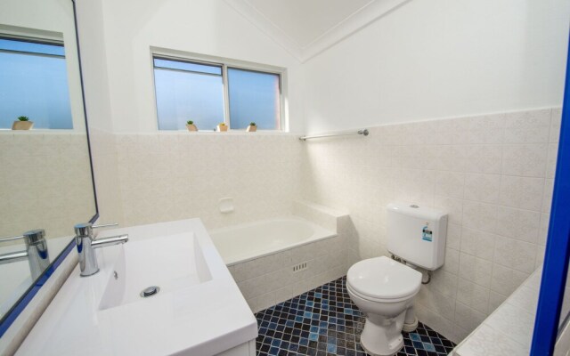 The Pines 8 - Shoal Bay